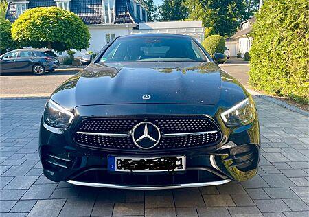 Mercedes-Benz E 200 Coupe /Facelift/AMG-Line/Widescre/Burmest