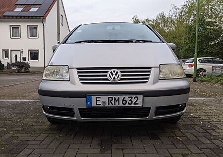 VW Sharan Volkswagen 1.9 TDI 2.Hand TÜV 05/27 Motor Top NICHT FAHRBER