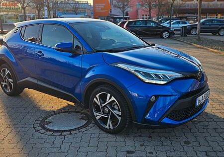 Toyota C-HR 1.8-l-VVTi Hybrid Team Deutschland Team...