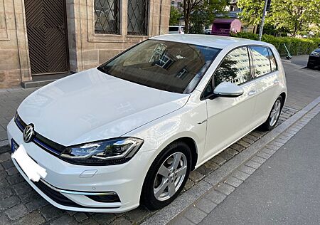 VW Golf Volkswagen 1.5 TSI ACT OPF DSG BlueMotion Highline...