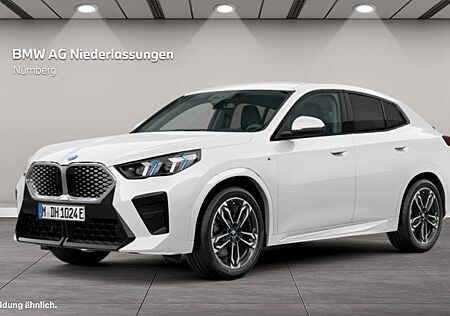 BMW iX2 xDrive30 M Sport AHK Driv.Assist.Prof LED