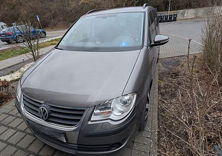 VW Touran Volkswagen 1.4 TSI 103kW - 7 Sitzer