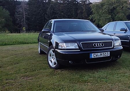 Audi A8 2.5TDI tiptronic -
