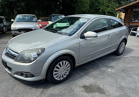 Opel Astra GTC 1.7