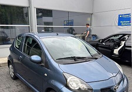 Toyota Aygo (X) Aygo (X) 1,0-l-VVT-i -