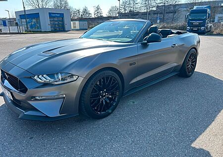 Ford Mustang 5.0 V8 GT Convertible