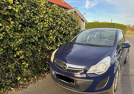 Opel Corsa D 1.2 Nur 23476 Km