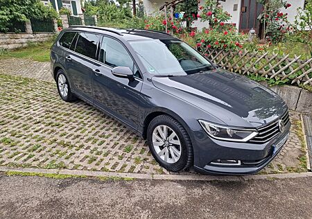 VW Passat Variant Volkswagen 2.0 TDI Trendline Variant Tre...