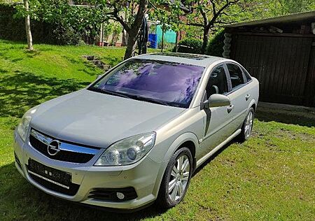 Opel Vectra 2.2 DIRECT GTS MT-6 GTS