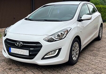 Hyundai i30 blue 1.4 Classic Classic