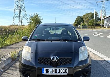 Toyota Yaris 1,0-l-VVT-i -
