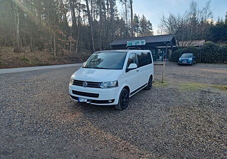 VW T5 Multivan Volkswagen Edition 25 - Motor NEU