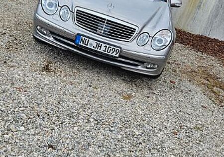 Mercedes-Benz E 200 KOMPRESSOR AVANTGARDE Avantgarde