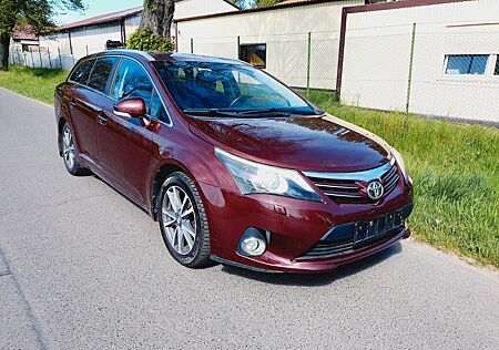 Toyota Avensis Sol 1.8 Automatik /Start Stopp / Leder