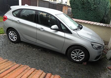 BMW 218i 218 Active Tourer -Automatik-LED-Licht-Navi