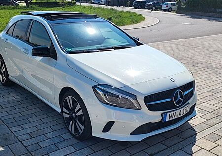 Mercedes-Benz A 180 -