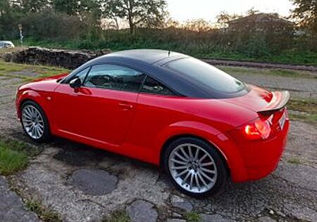 Audi TT quattro sport POLE / Misano