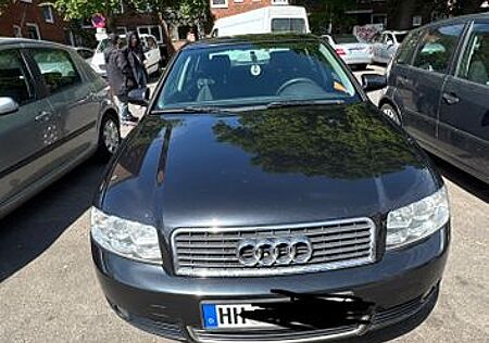 Audi A4 2.0 - S4