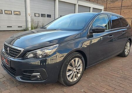 Peugeot 308 SW Allure, Navi, Massage, SHZ, AHK, Alu,...