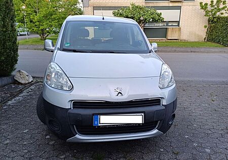 Peugeot Partner Tepee Tepee Active mit Rampe