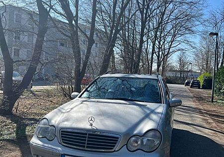 Mercedes-Benz C 320 T AVANTGARDE Avantgarde