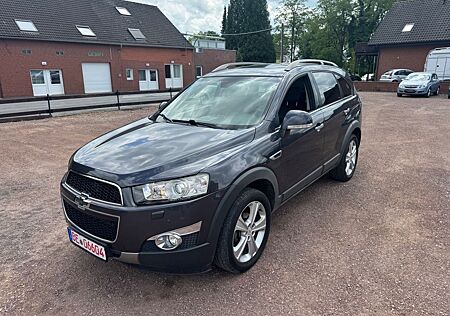 Chevrolet Captiva 2.2 D LTZ 4WD*GARANTIE*AUTOMATIK*7SiTZER
