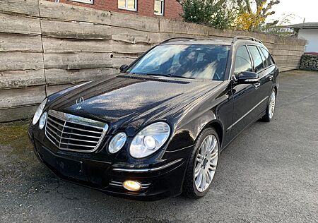 Mercedes-Benz E 200 Automat Avantgarde Xenon Tempo PDC AHK