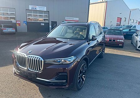 BMW X7 X7xDrive40d/SkyLounge/360/STH/ACC/HUD/FOND-ET/HK