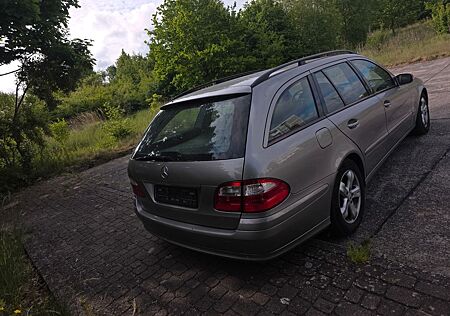 Mercedes-Benz E 320 CLASIC