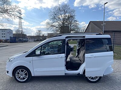 Ford Tourneo Courier Titanium