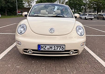 VW New Beetle Volkswagen 1.4 Cabriolet -