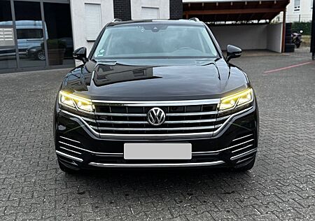 VW Touareg Volkswagen 3.0 V6 TDI 210kW 4MOTION Tiptronic -