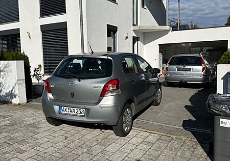 Toyota Yaris 1,0-l-Dual-VVT-i -