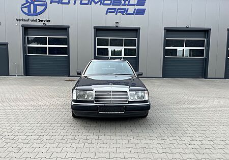Mercedes-Benz CE 300