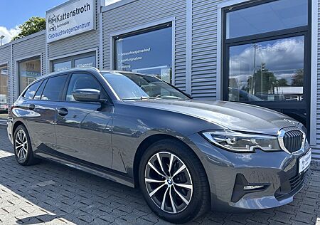 BMW 320d Touring AHK Pano DAB HiFi LED
