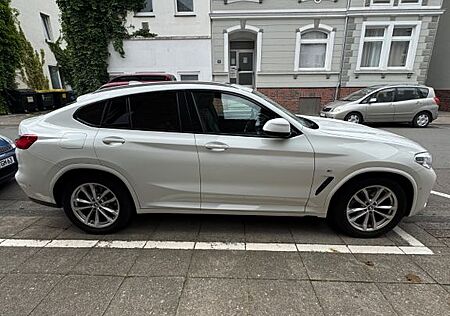 BMW X4 xDrive20d AT M Sport M Sport