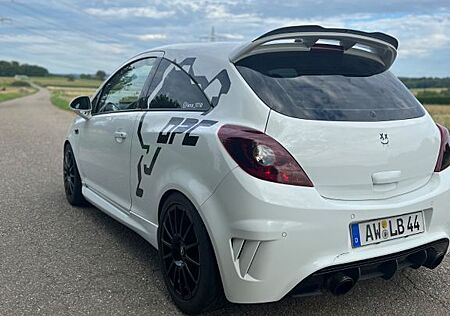 Opel Corsa 1.6 Turbo OPC OPC