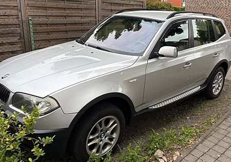 BMW X3 3.0d - Automatik, AHK, gepflegt