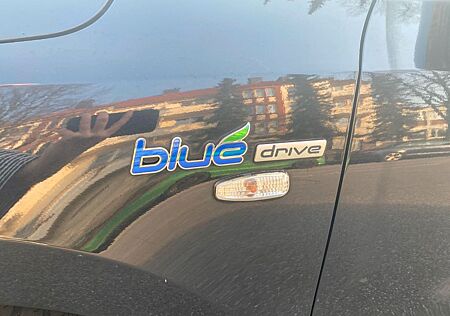 Hyundai i30 blue 1.6 CRDi 66 kW Classic Klima*Alu*Euro5*