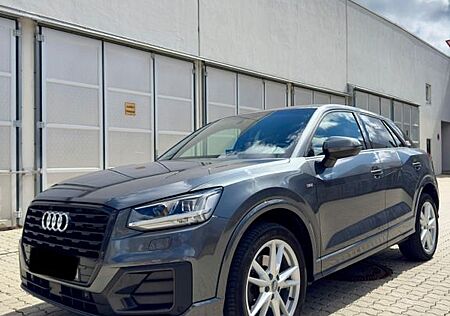 Audi Q2 1.4 TFSI S tronic, s-line, AHK