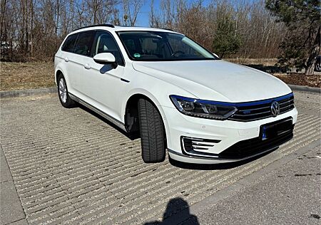 VW Passat Variant Volkswagen 1.4 TSI DSG GTE Variant GTE