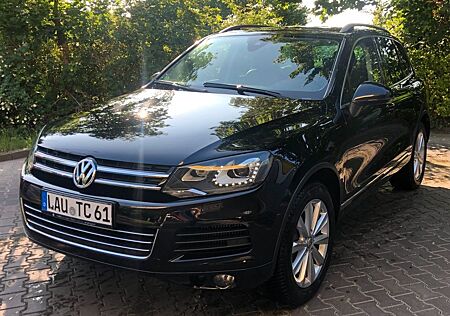 VW Touareg Volkswagen 3.0 V6 TDI Tiptronic BlueMotion Tech...