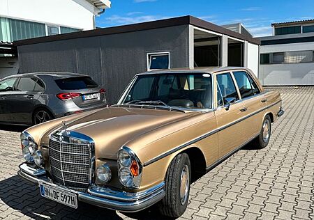 Mercedes-Benz 280 S
