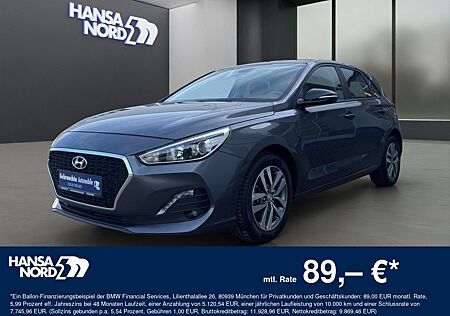 Hyundai i30 1.4 YES NAVI KLIMA KAMERA LENKRADHZ. USB ALU