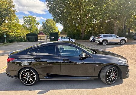BMW 216 Gran Coupé Limousine M Premium