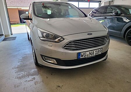 Ford C-Max 2,0TDCi 110kW PowerShift Titanium Titanium