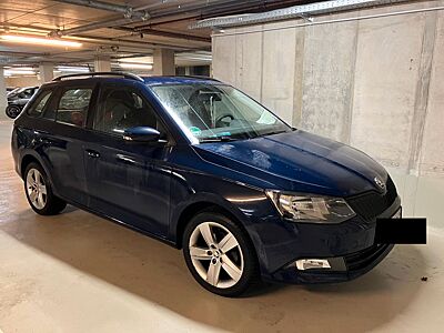 Skoda Fabia Kombi / Von Erstbesitzer wenig gefahren