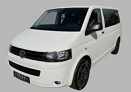 VW T5 Multivan Volkswagen Startline NAVI SHZ TEMPOMAT AHK