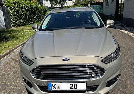 Ford Mondeo Titanium