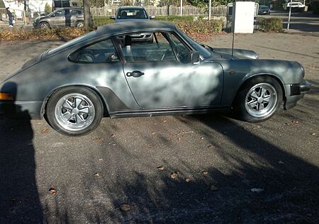 Porsche 930